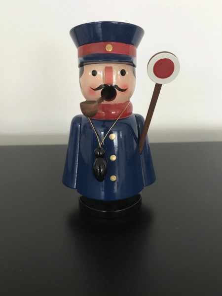 Smoking man conductor 14cm