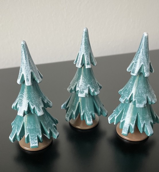 Green and white Christmas tree made of wood 6.5cm (3 pieces)