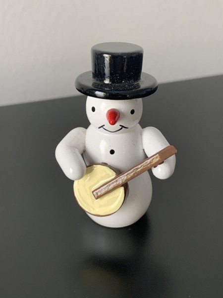 Snowman with banjo decorative figure made of wood 5.5cm